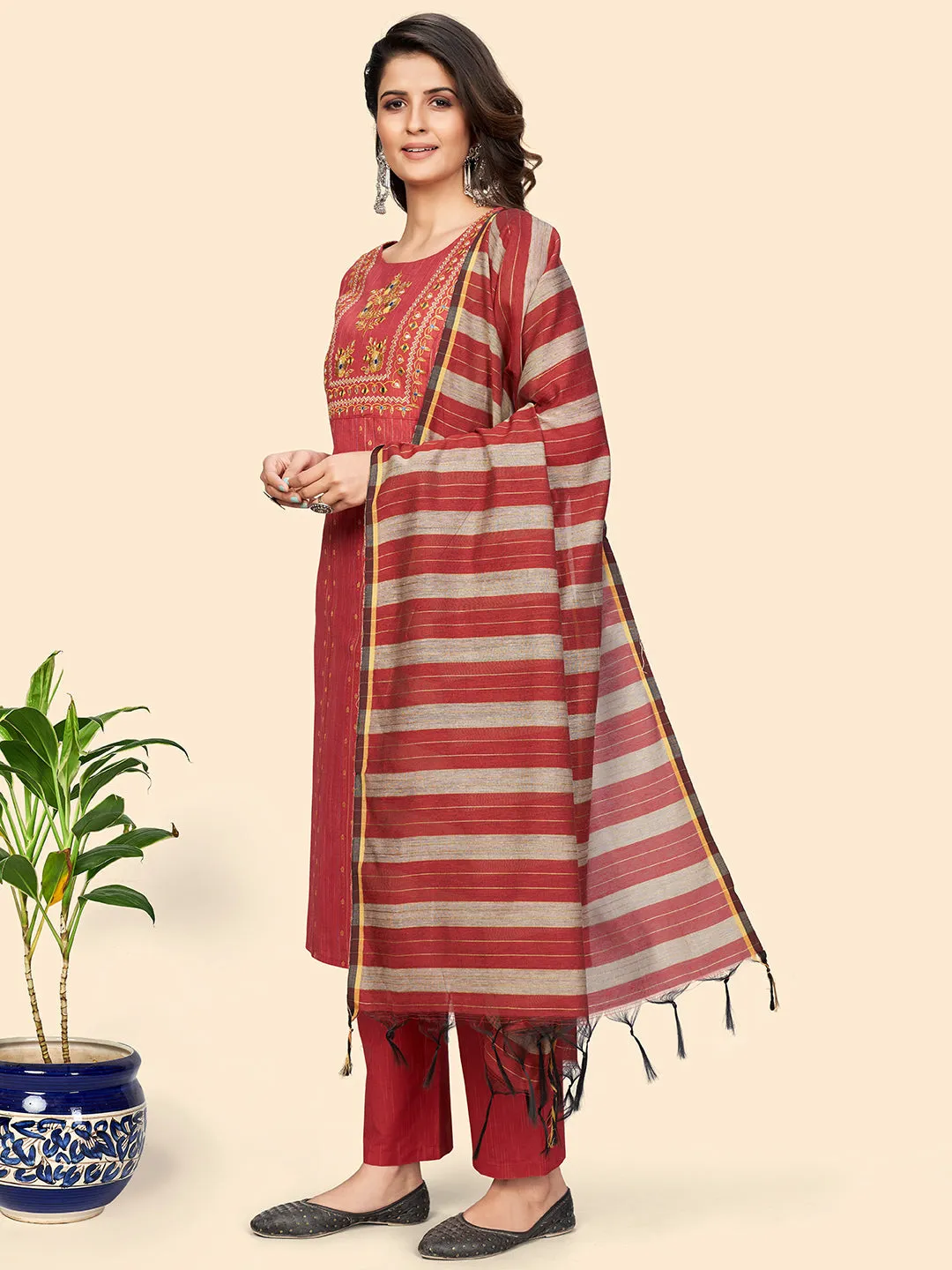 Women'S Print & Embroidered Straight Cotton Coral Stitched Kurta Pant With Dupatta