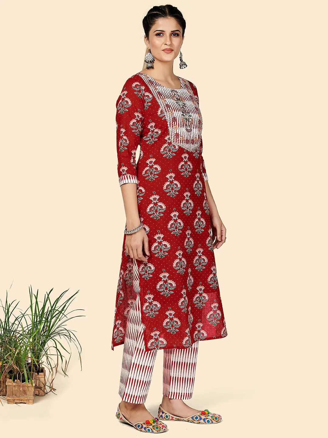 Women'S Printed & Embroidered Straight Cotton Red Stitched Kurta Pant With Dupatta